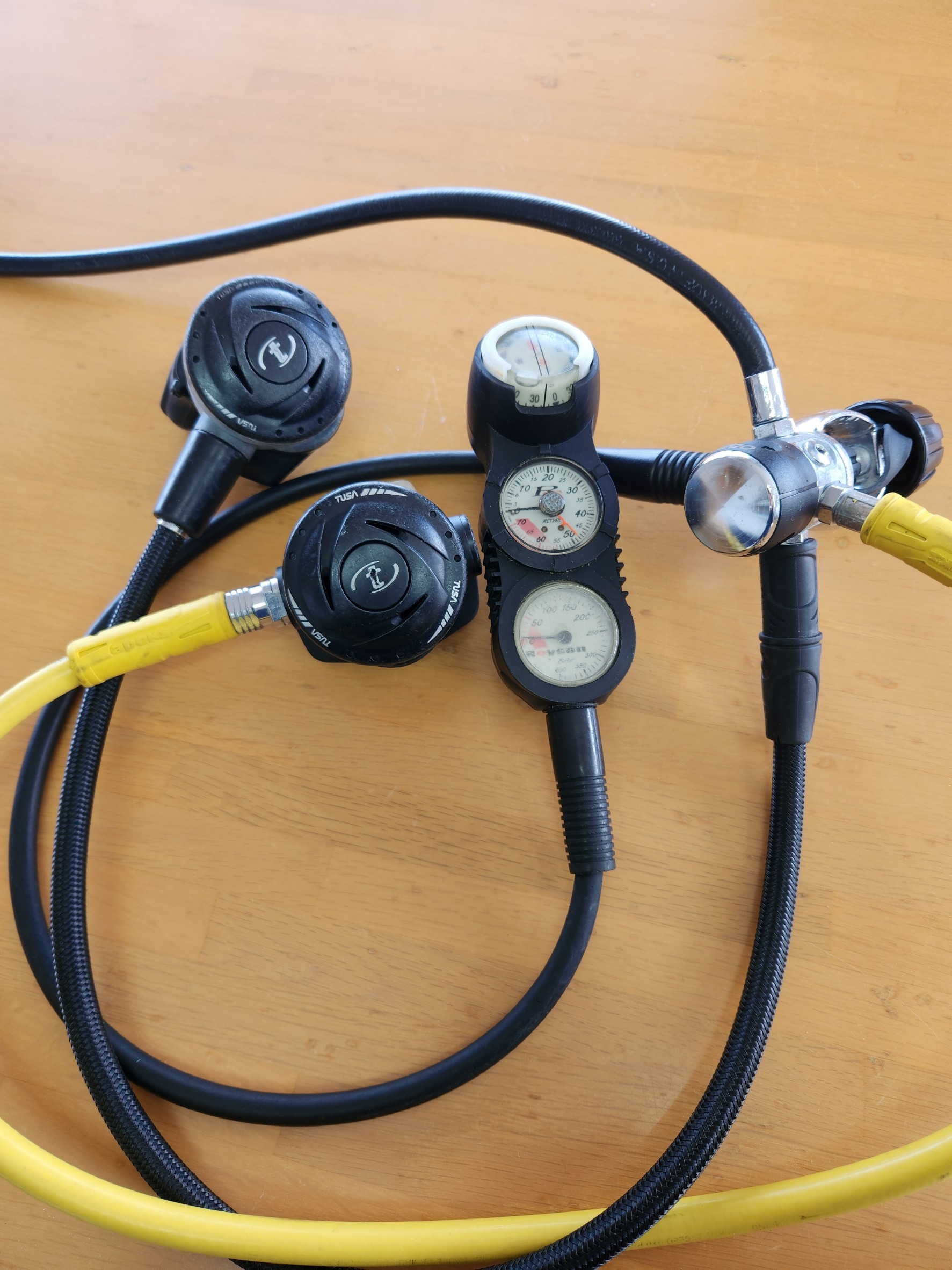中古　TUSA レギュレーターセット
